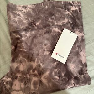 NWT lululemon Align HR Crop 21”